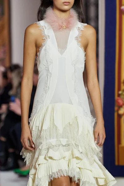 Look 61